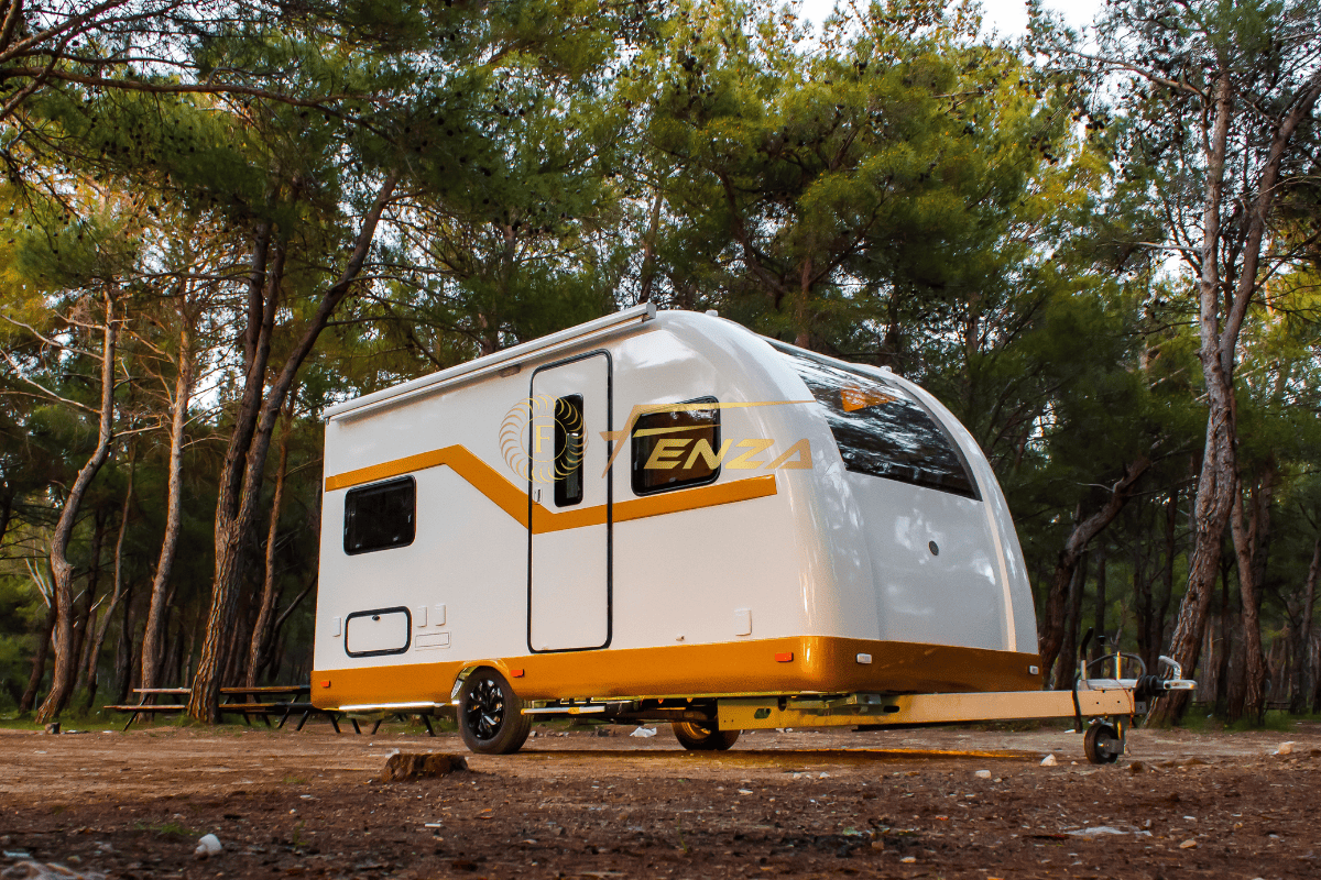 FNZ 518 Beyaz Gold Monoblok Çekme Karavan İnceleme Videosu